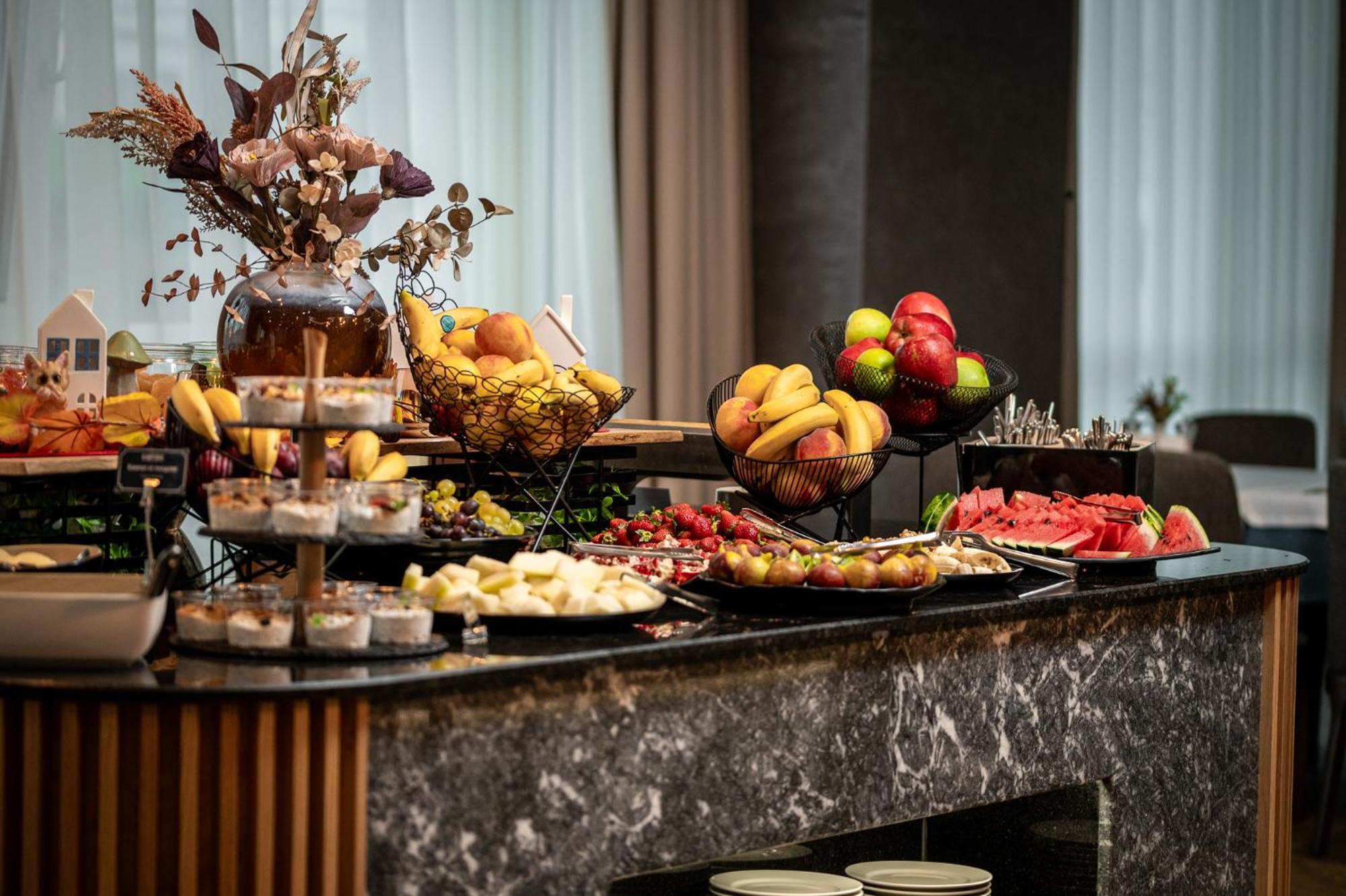 Empire Balneo & Spa Hotel 希萨里亚 外观 照片