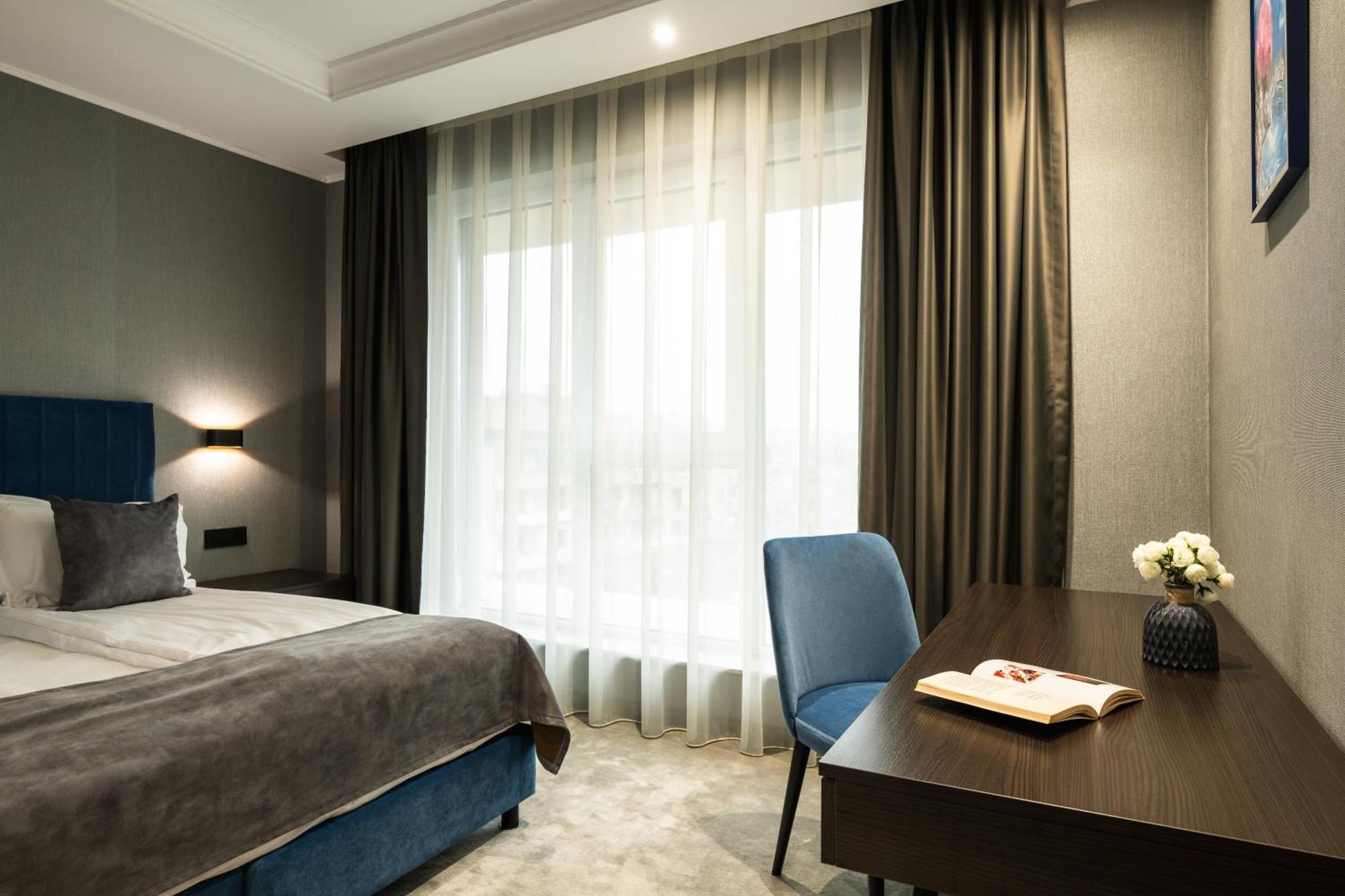Empire Balneo & Spa Hotel 希萨里亚 外观 照片